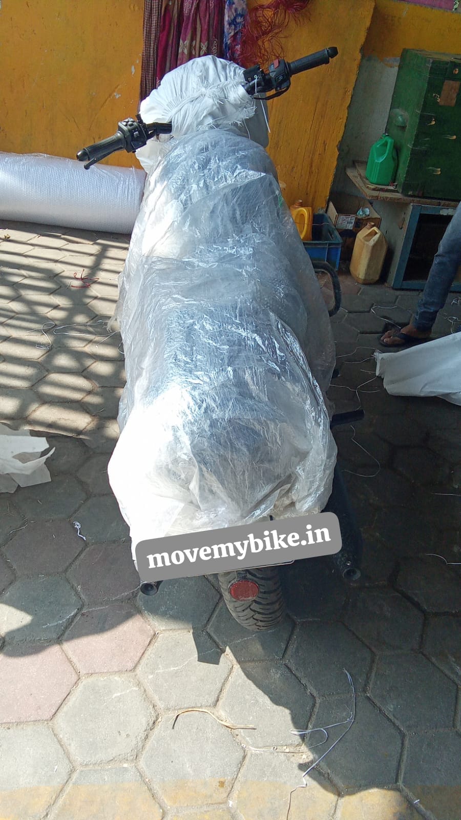 Bike parcel bike Transportation services from Hyderabad,bangalore